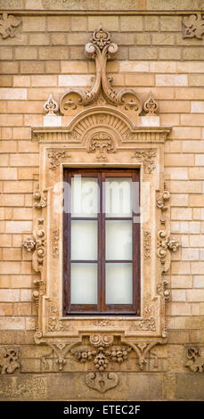 Alte Fenster von Bari, Italien Stockfoto