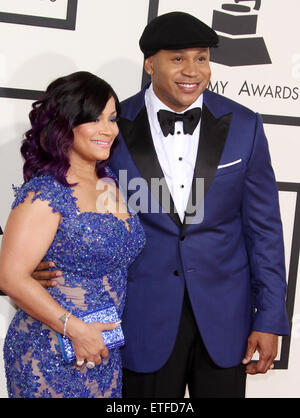 57th annual GRAMMY Awards statt im Staples Center in Los Angeles.  Mitwirkende: Simone Johnson, LL Cool J wo: Los Angeles, California, Vereinigte Staaten von Amerika bei: Kredit-8. Februar 2015: Adriana M. Barraza/WENN.com Stockfoto