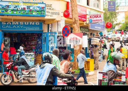 Straßenszene, KN 2 Street, "Zentrale Ville", CBD, Kigali, Ruanda Stockfoto