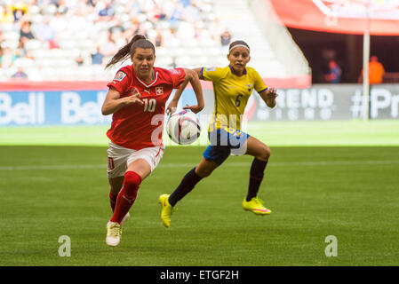 Vancouver, Kanada - 12. Juni 2015: Schweiz vorwärts Ramona BACHMANN (#10) während der ersten Runde match zwischen der Schweiz und in Ecuador von der FIFA Frauen WM Kanada 2015 im BC Place Stadium. Die Schweiz gewann das Spiel 10: 1. Stockfoto