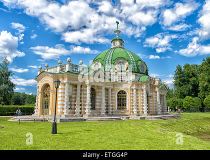 Grotte Pavillon Kuskowo Park in Moskau, Russland Stockfoto