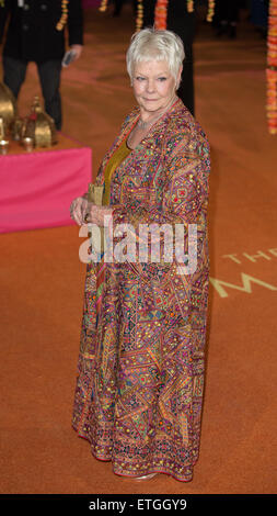 Die CTBF Royal Performance und Welt-Premiere von The Second Best Exotic Marigold Hotel begleitet von TRH The Prince Of Wales und die Herzogin von Cornwall, statt im Odeon Leicester Square - Ankünfte Featuring: Dame Judi Dench wo: London, Vereinigtes Königreich bei: Kredit-17. Februar 2015: Mario Mitsis/WENN.com Stockfoto