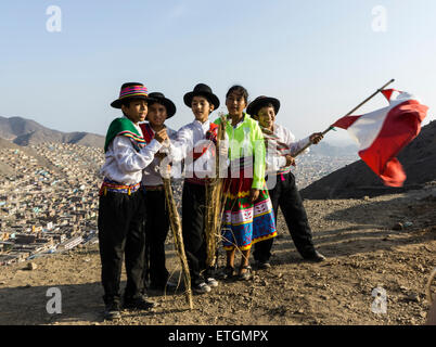 Bewohner der Elendsviertel la balanza de Comas. Lima, Peru. Stockfoto