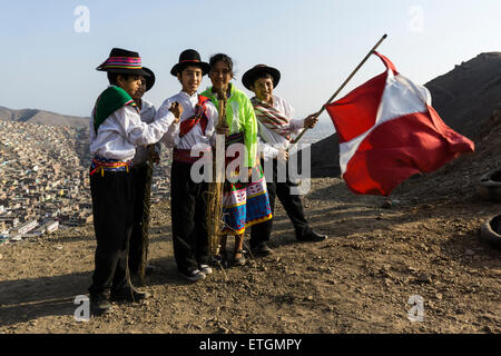 Bewohner der Elendsviertel la balanza de Comas. Lima, Peru. Stockfoto