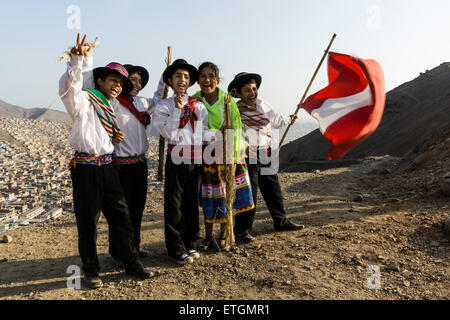 Bewohner der Elendsviertel la balanza de Comas. Lima, Peru. Stockfoto