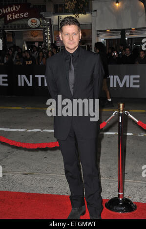 LOS ANGELES, CA - 20. Oktober 2011: Regisseur Andrew Niccol bei der Los Angeles Premiere von hs neuen Film "In Time" am Regency Village Theatre in Westwood. 20. Oktober 2011 Los Angeles, CA Stockfoto