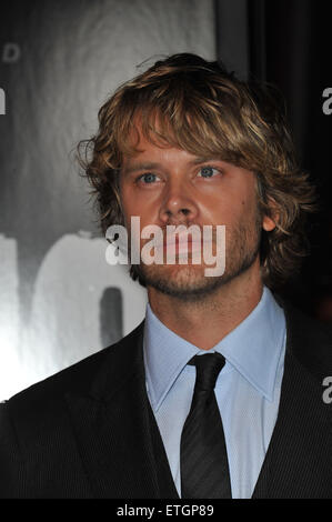 LOS ANGELES, CA - 10. Oktober 2011: Eric Christian Olsen bei der Weltpremiere seines neuen Films "The Thing" in den Universal Studios Hollywood. 10. Oktober 2011 Los Angeles, CA Stockfoto