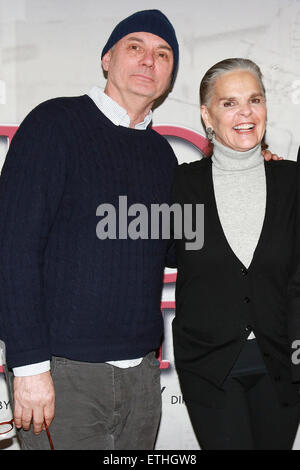 Die Stars des Films 1970 Liebesgeschichte vereinen während der Proben für die kommende Tour-Produktion von Love Letters, Shetler Studios.  Mitwirkende: Gregory Mosher, Ali MacGraw Where: New York, New York, Vereinigte Staaten von Amerika bei: Kredit-24. Februar 2015: Joseph Marzullo/WENN.com Stockfoto