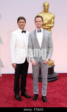 87. jährlichen Oscar-Verleihung im Dolby Theatre - Red Carpet Ankünfte Featuring statt: Neil Patrick Harris, David Burtka Where: Los Angeles, California, Vereinigte Staaten von Amerika bei: Kredit-22. Februar 2015: Adriana M. Barraza/WENN.com Stockfoto