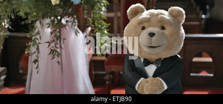 Ted-2 ist eine bevorstehende US-amerikanische Filmkomödie Regie: Seth MacFarlane. Es ist die Fortsetzung MacFarlanes 2012 Film Ted. Die Hauptrollen MacFarlane als Titelfigur, zusammen mit Mark Wahlberg und Amanda Seyfried.  Dieses Foto ist nur zu redaktionellen Zwecken und unterliegen dem Copyright von der Filmgesellschaft und/oder der Fotograf von dem Film oder der Firma zugeordnet und kann nur durch Veröffentlichungen im Zusammenhang mit der Förderung der oben genannten Film reproduziert werden. Eine obligatorische Gutschrift auf die Filmgesellschaft ist erforderlich. Der Fotograf sollte auch angerechnet werden, wenn bekannt. Stockfoto