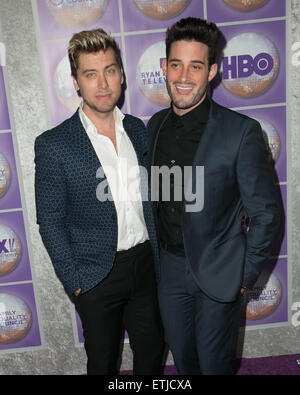 Prominente besuchen Family Equality Council Los Angeles Awards Dinner am Beverly Hilton Featuring: Lance Bass, Michael Turchin Where: Los Angeles, California, Vereinigte Staaten von Amerika als: 1. März 2015 Credit: Brian To/WENN.com Stockfoto