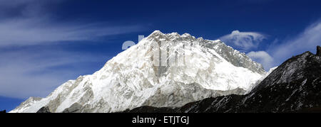 Gipfel des Nuptse Berg (7864 M), Everest base camp Trek, Sagarmatha Nationalpark, UNESCO-Weltkulturerbe, Solu-Khumbu Stockfoto