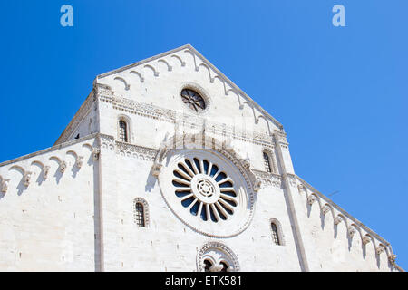 Berühmte Sankt-Nikolaus-Kirche in Bari, Italien Stockfoto