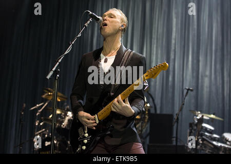 Spandau Ballet, die live im Konzert im SSE Hydro an die SECC-Featuring: Gary Kemp Where: Glasgow, Schottland, Vereinigtes Königreich bei: Kredit-8. März 2015: Peter Kaminski/WENN.com Stockfoto