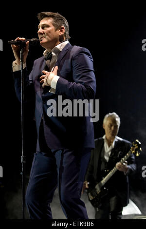 Spandau Ballet, die live im Konzert im SSE Hydro an die SECC-Featuring: Tony Hadley wo: Glasgow, Schottland, Vereinigtes Königreich bei: Kredit-8. März 2015: Peter Kaminski/WENN.com Stockfoto