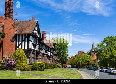 Häuser an der Park Road in das Modell Dorf Port Sunlight, Halbinsel Wirral, Merseyside, England, UK Stockfoto