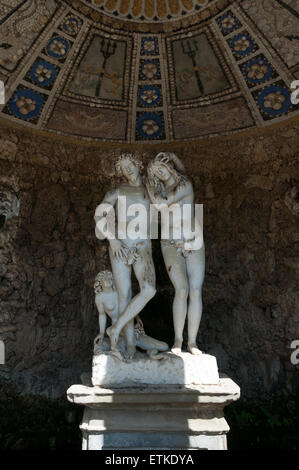 Grotte von Adam und Eva (La Grotta di Adamo Ed Eva) von Michelangelo Naccherino in den Boboli-Gärten, Florenz, Italien Stockfoto