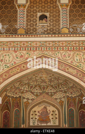 Ganesh gemalt an der Wand, Amber Fort, Amer, Jaipur, Rajasthan, Indien Stockfoto