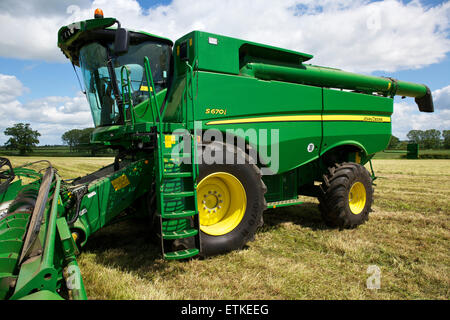 S670i John Deere Mähdrescher UK Stockfoto