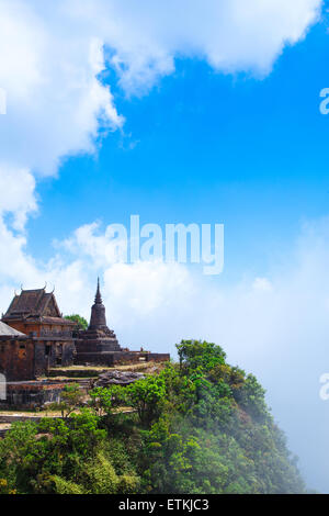 Bokor Pagode, Wat Sampov, Kambodscha. Stockfoto
