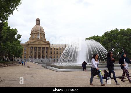 Edmonton. 14. Juni 2015. Foto aufgenommen am 14. Juni 2015 zeigt Alberta Legislature Building in Edmonton, Kanada. Edmonton ist einer der sechs Austragungsorte der FIFA Frauen World Cup 2015 Kanada. © Qin Lang/Xinhua/Alamy Live-Nachrichten Stockfoto