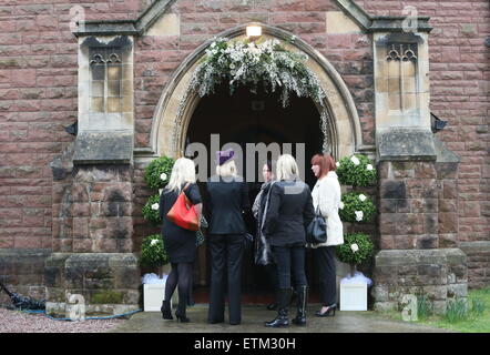 Die Beerdigung von Visage star Steve Strange bei All Saints Church, Porthcawl Featuring: Gäste wo: Porthcawl, Großbritannien: 12. März 2015 Credit: WENN.com Stockfoto