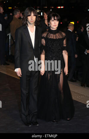 Alexander McQueen: Savage Beauty-Gala-Dinner anlässlich der V & A Museum Featuring: Katy England, Bobby Gillespie Where: London, Vereinigtes Königreich bei: Kredit-12. März 2015: Lia Toby/WENN.com Stockfoto