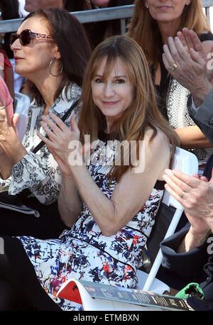 Ed Harris ist mit auf der Hollywood Walk of Fame mit einem Stern geehrt: Holly Hunter Where: Los Angeles, California, Vereinigte Staaten von Amerika bei: Kredit-13. März 2015: FayesVision/WENN.com Stockfoto