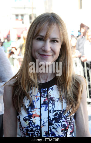 Ed Harris ist mit auf der Hollywood Walk of Fame mit einem Stern geehrt: Holly Hunter Where: Los Angeles, California, Vereinigte Staaten von Amerika bei: Kredit-13. März 2015: FayesVision/WENN.com Stockfoto