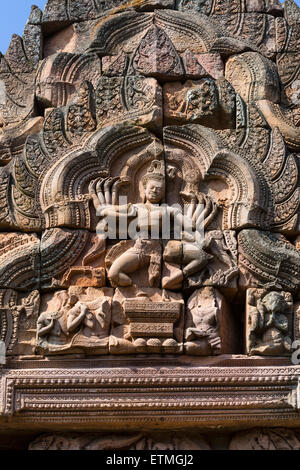 Mandapa, Darstellung einer tanzenden zehn bewaffnete Shiva, Prasat Hin Khao Phanom Rung, Khmer-Tempel, Buri Ram, Buriram Provinz Stockfoto