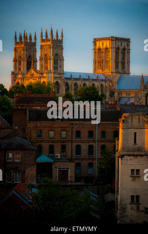 York Minster, UK, bei Sonnenuntergang. Stockfoto