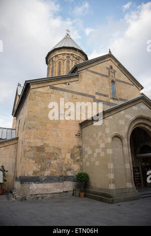 Georgischen orthodoxen Sioni-Kathedrale der Dormitio am historischen Sionis Kucha (Sioni Street) in Tiflis, der Hauptstadt Georgiens Stockfoto