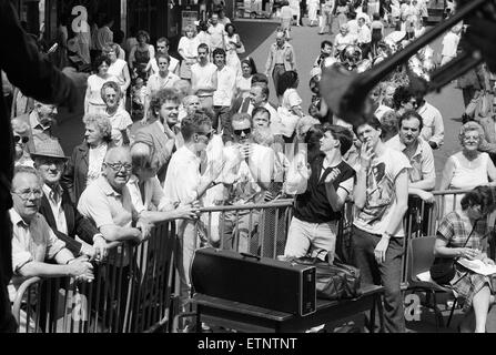 1987-Birmingham internationale Jazz- und Blues-Festival, Künstler, 6. Juli 1987. Junge jazz-Musikern an der Bull Ring Shopping Centre in Birmingham. Stockfoto