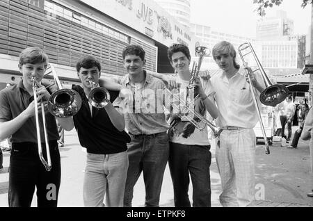 1987-Birmingham internationale Jazz- und Blues-Festival, Künstler, 6. Juli 1987. Junge jazz-Musikern an der Bull Ring Shopping Centre in Birmingham. Stockfoto