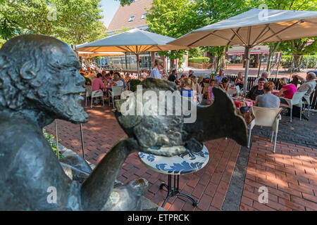 Straßencafé, Restaurant in Insel Langeoog, Ostfriesische Insel, Niedersachsen, Deutschland, Stockfoto