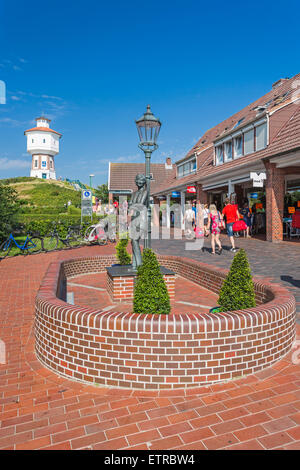 Lale Andersen Denkmal von Eva Recker, Wasserturm auf der Insel Langeoog, Ostfriesische Insel, Niedersachsen, Deutschland, Stockfoto