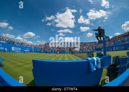 Die Queen's-Club, London, UK. 15. Juni 2015. Als Auftakt für die Wimbledon Championships beginnt Spiel am The Queen Club für The Aegon Championships. Roberto Bautista Agut (ESP) in der 1. Runde gegen Fernando Verdasco. Bildnachweis: Malcolm Park Leitartikel/Alamy Live-Nachrichten Stockfoto