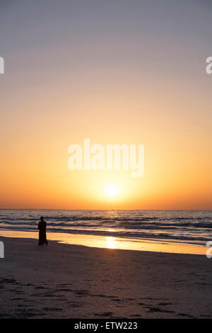 Arabien, Oman, Al Sawadi, Strand bei Sonnenuntergang Stockfoto