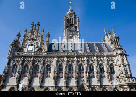 Europa, Niederlande, Zeeland, Middelburg auf der Halbinsel Walcheren, das gotische Rathaus am Marktplatz.  Europa, Niederla Stockfoto