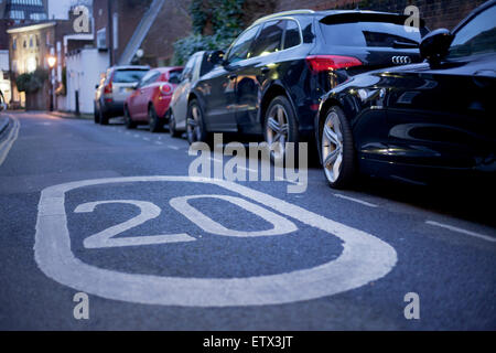 Zwanzig Meilen pro Stunde Höchstgeschwindigkeit, London Stockfoto