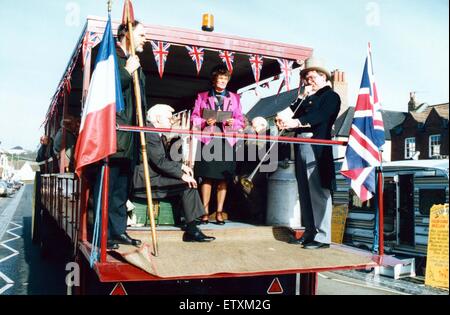 Ian Dewar von YARN klingt das Posthorn um den Anfang von "Reiten der Messe" bei Yarn markieren. 17. Oktober 1992. Stockfoto