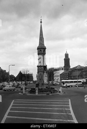 Banbury Cross, Banbury, Oxfordshire. 9. März 1966. Stockfoto