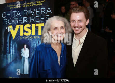 "Der Besuch" Fototermin am Lyceum Theatre Featuring: Mary Beth Peil, Jason Danieley Where: New York, Vereinigte Staaten von Amerika bei: 25. März 2015 Stockfoto