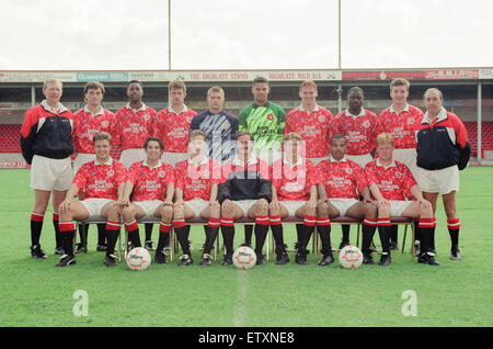 Walsall FC, Vorsaison Fototermin, 30. Juli 1993. Fußball-Nationalmannschaft, Kader. Walsall FC zurück l-R Eric McManus, Mike Cecere, Karl Lightbourne, Stuart Ryder, James Walker, Mark Gayle, Dean Smith, Charlie Ntamark, Stephen O'Hara, Tom Bradley. Front-l-R Chris M Stockfoto