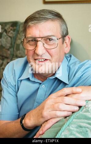 Ken Widdows, ehemalige Sport-Editor des Coventry Telegraph. 28. August 2000. Stockfoto