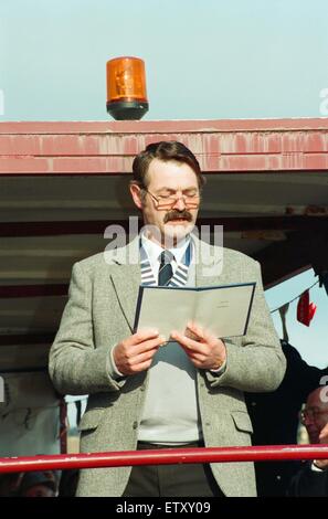 Das jährliche Reiten legt die Messe Prozession vom Yarn Rathaus aus. 23. Oktober 1993. Stockfoto