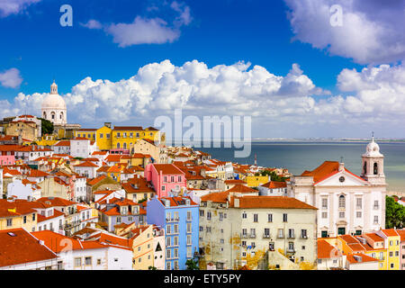 Lissabon, Portugal Stadtbild im Stadtteil Alfama. Stockfoto