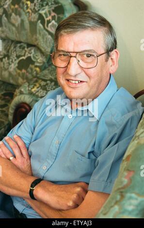 Ken Widdows, ehemalige Sport-Editor des Coventry Telegraph. 28. August 2000. Stockfoto