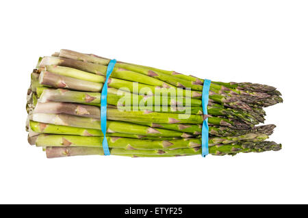 Frisch gepflückten grünen Spargel, isoliert auf weiss Stockfoto