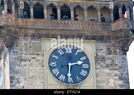 Uhr auf dem Rathaus in Prag, Tschechien Stockfoto